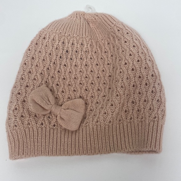 Fashion Knit Beanie With Bow Attached - Picture 1 of 4